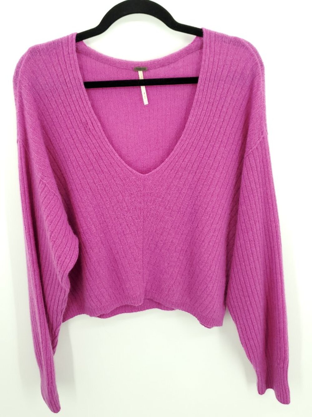 Free People Elias V Neck Ribbed Cashmere Sweater M Magenta Pink/Purple